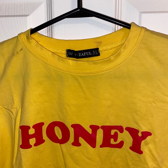 Zaful Honey T-Shirt - Picture 2 of 2